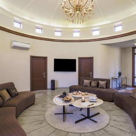 Stayvista'S Mystic Castle With Terrace, Swimming Pool, Lawn With Gazebo Jaipur Eksteriør bilde