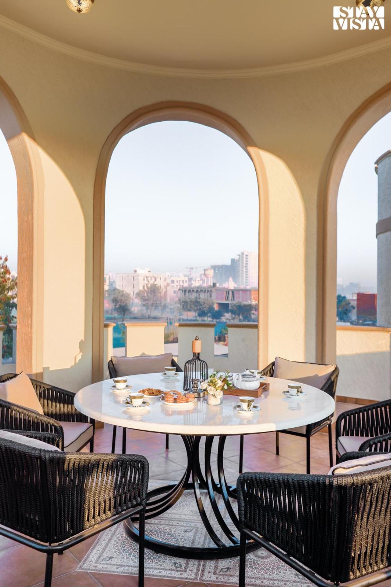 Stayvista'S Mystic Castle With Terrace, Swimming Pool, Lawn With Gazebo Jaipur Eksteriør bilde
