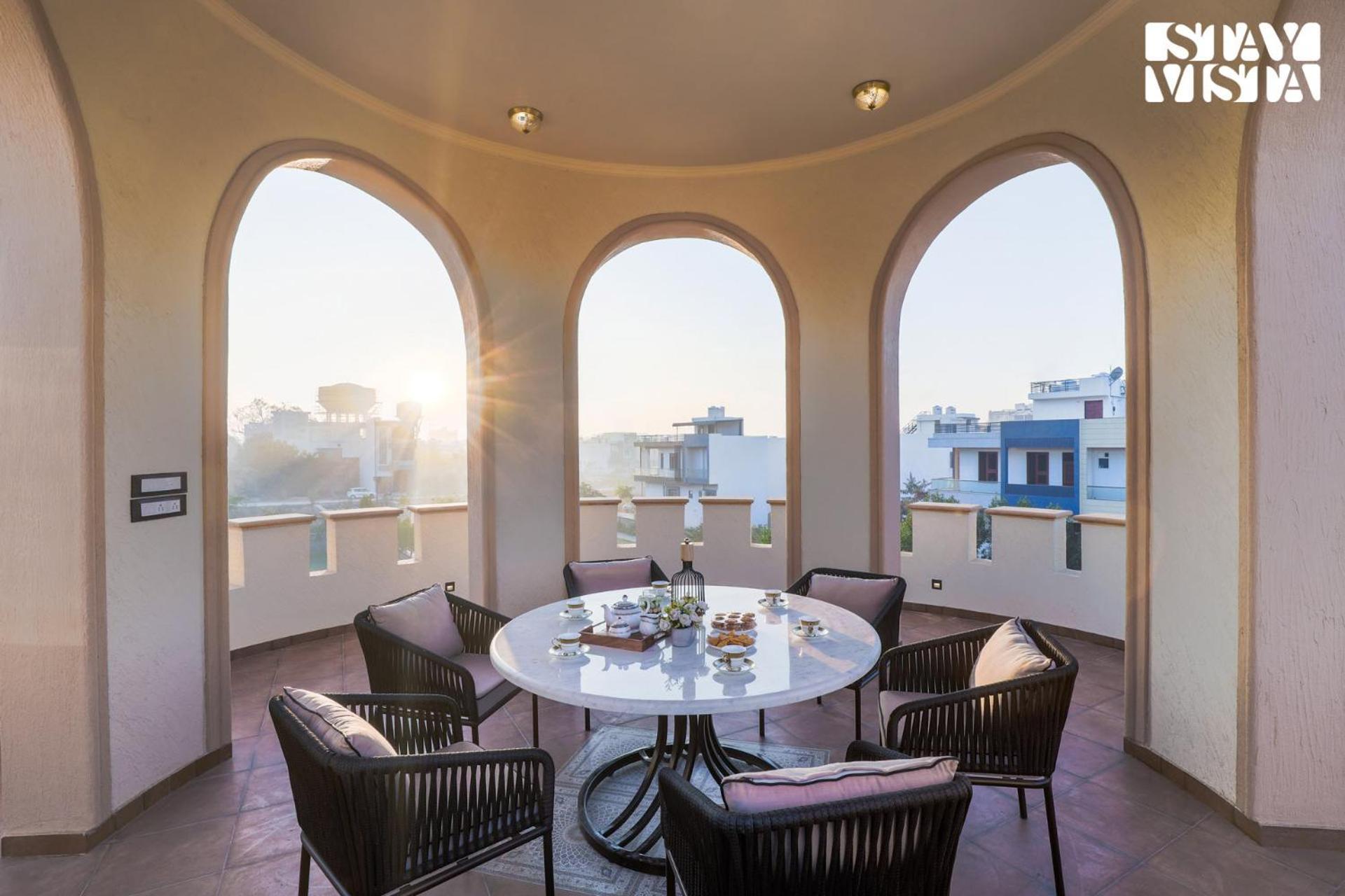 Stayvista'S Mystic Castle With Terrace, Swimming Pool, Lawn With Gazebo Jaipur Eksteriør bilde